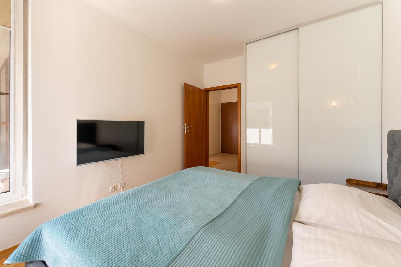 Aqua Marina Plaza-Basen Apartment Miedzyzdroje Bagian luar foto